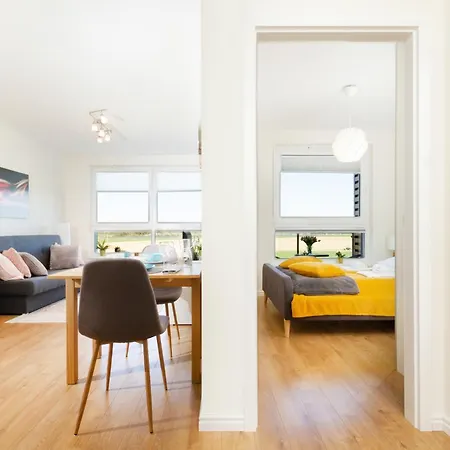 Modern With Parking And Balcony In By Renters דירה