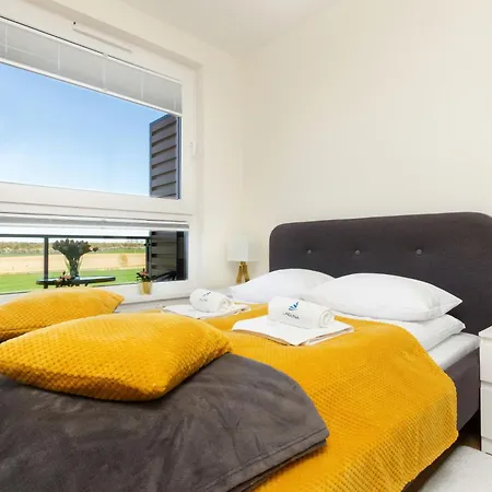 Modern With Parking And Balcony In By Renters Gdynia
